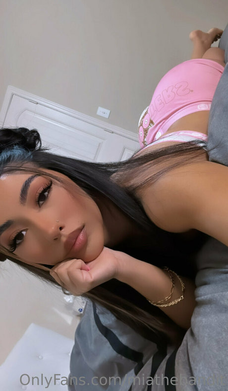 chubby slut onlyfans hd picture