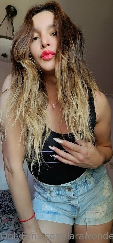 larawonder only fans leaks