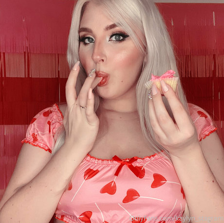 curly redhead onlyfans pretty candids