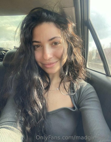 madgirl6667 only fans pic