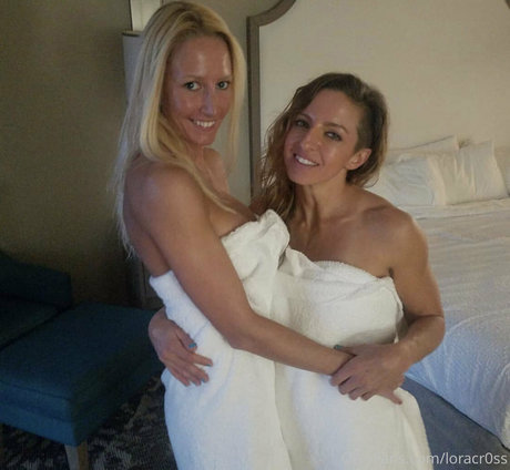 loracr0ss onlyfans leaked xxx