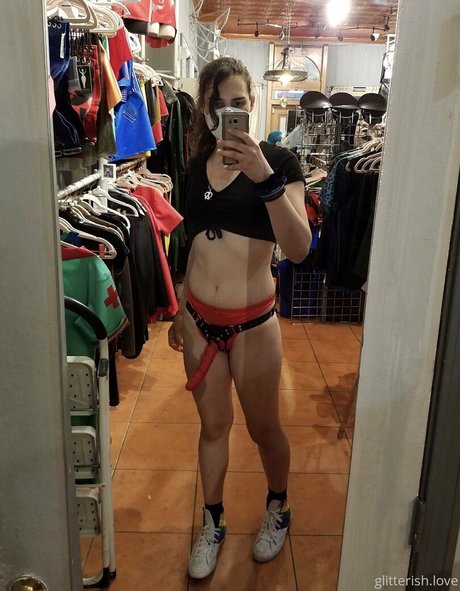 glitterishhh onlyfans lesk