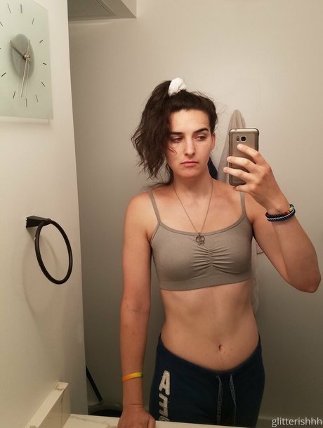 glitterishhh only fans leaks