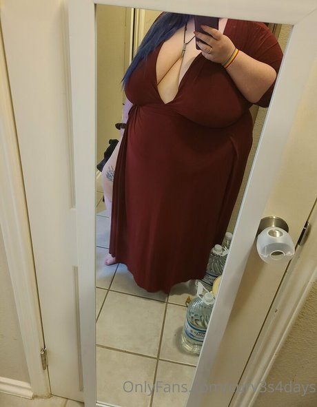 curv3s4days Profile image