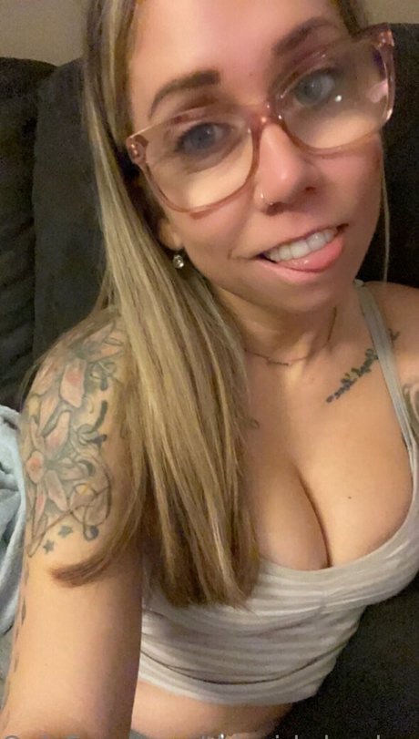 thisgirlwheelsamputee boobs onlyfans