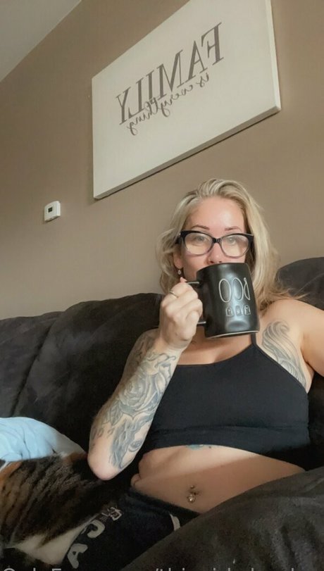 thisgirlwheelsamputee onlyfans for free