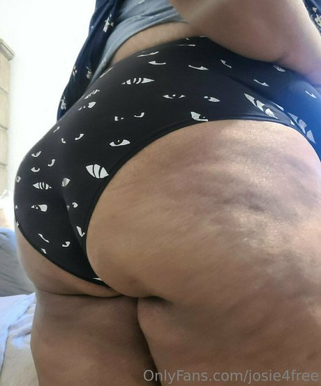 josie4free leaked naked onlyfans