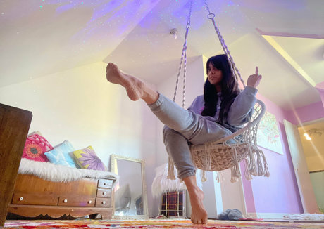 leahsprettyfeet only fans nude leaks