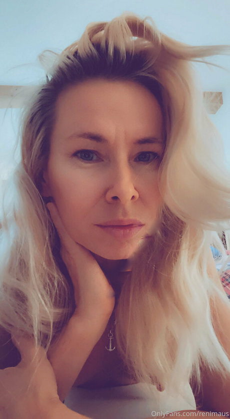 loveislove01 onlyfans desnuda