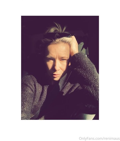 loveislove01 onlyfans leaked.