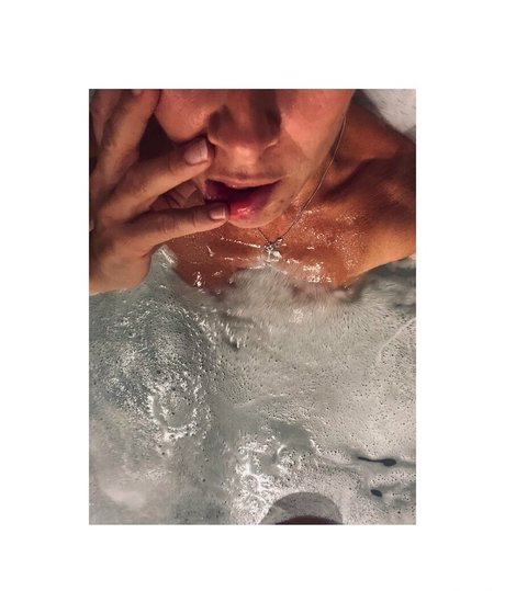 loveislove01 only fans content