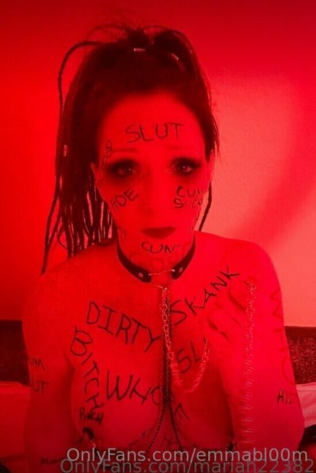 emmabl00m onlyfans free content