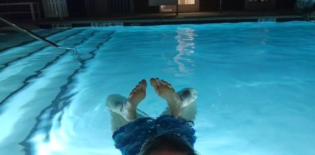 emilycc onlyfans desnuda