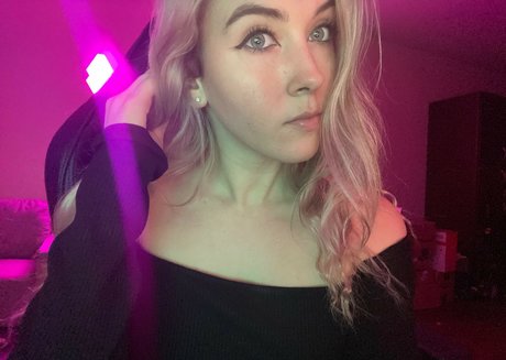 emilycc onlyfans leaked nude