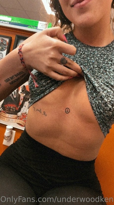 underwoodkenz onlyfans fuck