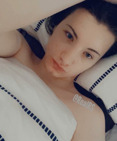 RealRS onlyfans sextape
