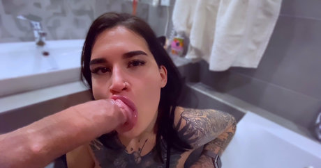 tattoogirl alia onlyfans post