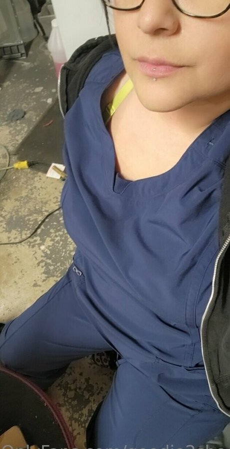 goodie2shoes7 only fans pictures