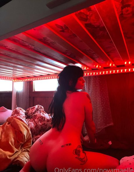 Nova Maelle naked onlyfans pics