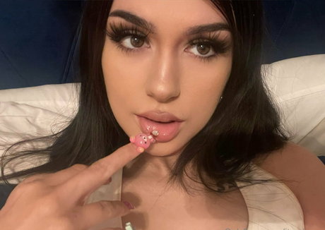 itsazaleaxo onlyfans leaked dirtyship