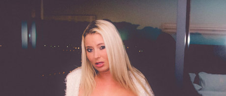 alipie1689 leaked onlyfans free