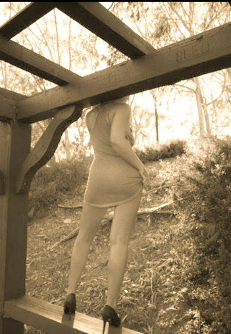 alipie1689 onlyfans model images