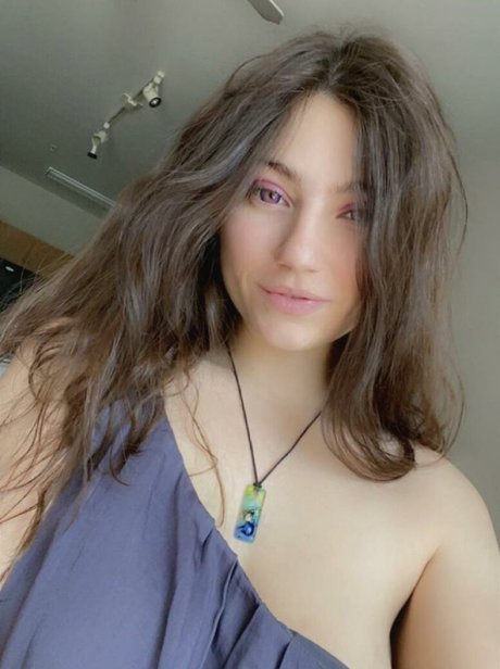 Lilac Love free onlyfans