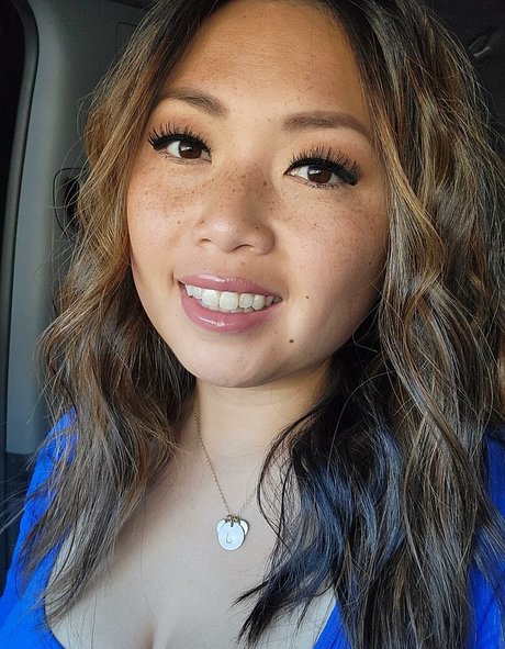 Miss Jee Yung onlyfans nudes