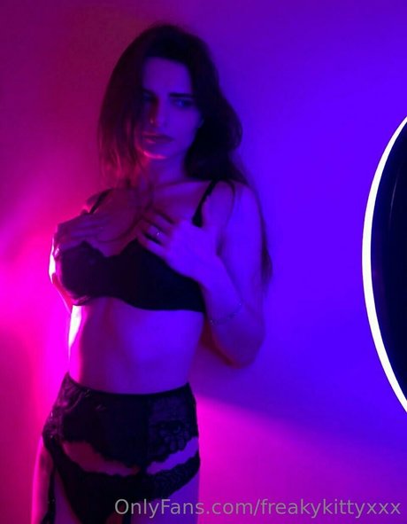 freakykittyxxx onlyfans xx