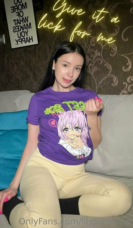 lilypinkglow onlyfans leak