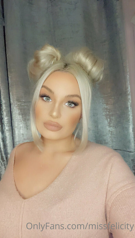 missfelicity naked on onlyfans