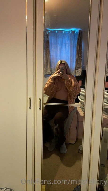 missfelicity onlyfans model images