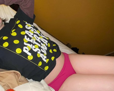 Lilac Lullaby onlyfans nude content