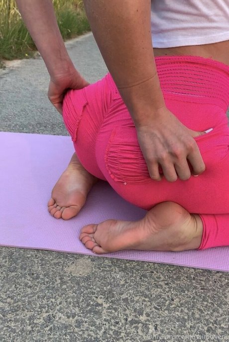 Nairasfeet onlyfans posts