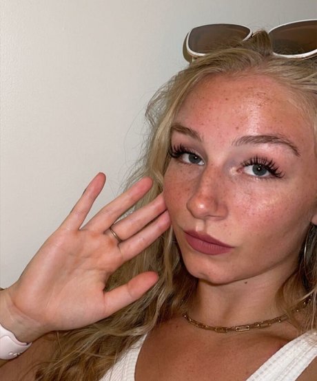 Hannah Alyssa Woods leaked only fans nudes