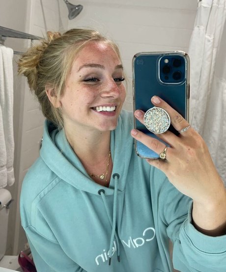 Hannah Alyssa Woods porn only fans