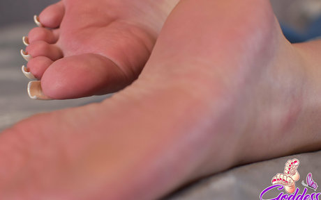 goddessmiiafree xxx only fans