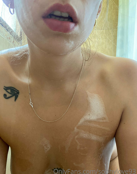 little sophy onlyfans leams