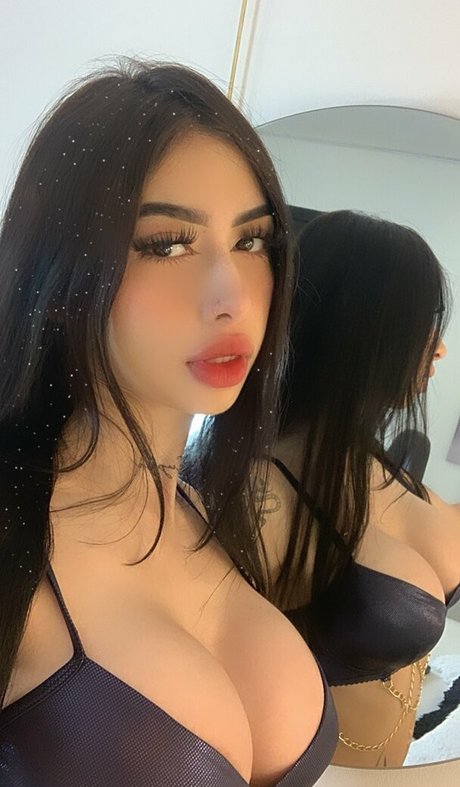 caro roldan onlyfans sextape