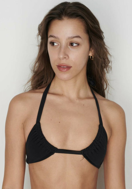 Izzybizzyspider onlyfans star