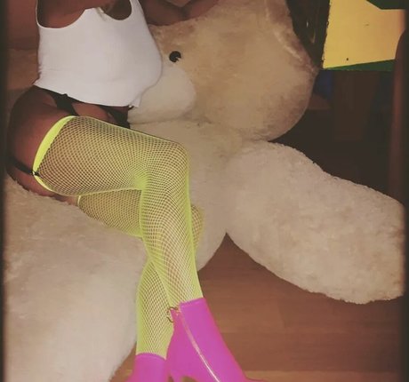 Sayrah Jay leaked onlyfans content