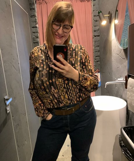 petite free onlyfans erotic image