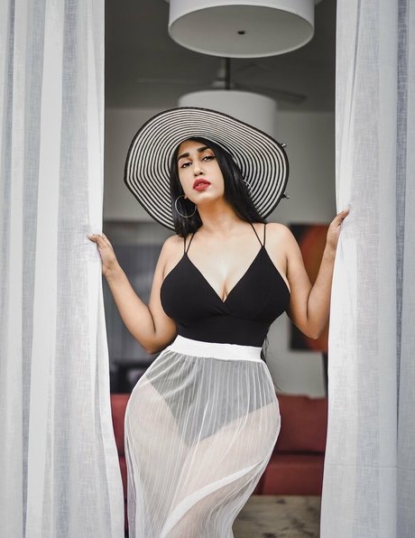 scarlettmrose leak onlyfans