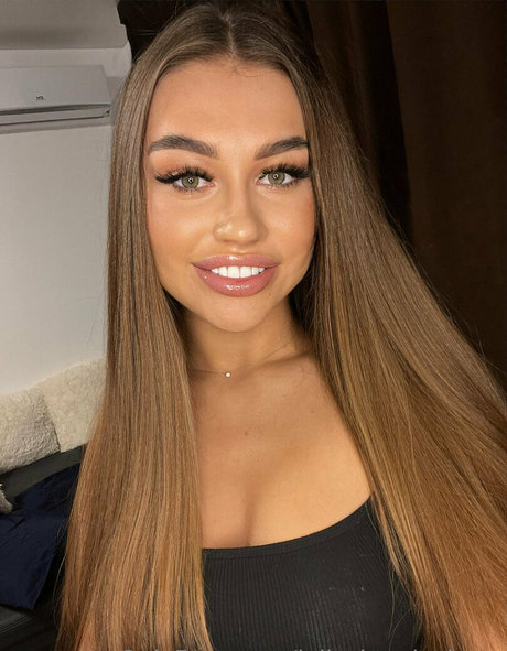 leila kaminskaya only fans nudes