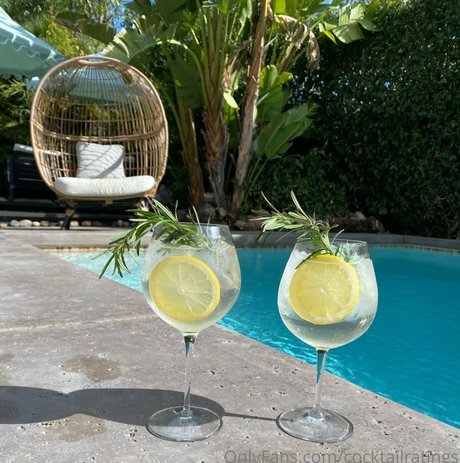 cocktailratings nude only fans leaks