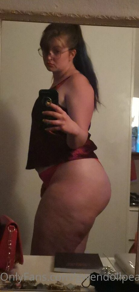 gwendollpeach onlyfans picture