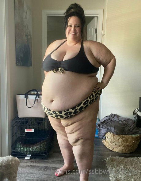 famous onlyfans beautiful naked illustration