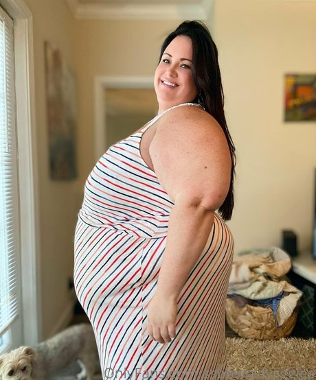 ssbbwladyjiggles onlyfans content leaked