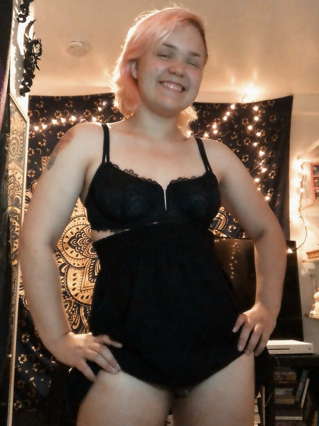 pwuppydove onlyfans lesk