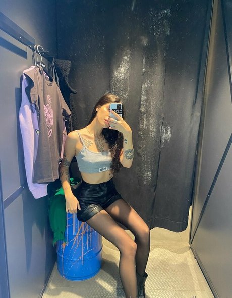 layslet leaked porn onlyfans